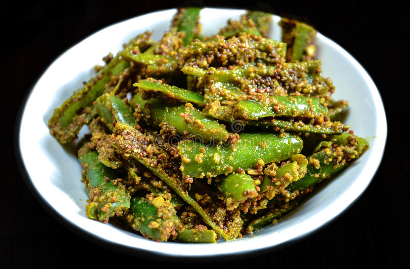 green chilli pickle (packed in glass jar) / हरी मिर्च अचार सेंधा नमक एवं सरसो तेल युक्त (गुणवत्ता हेतु कांच के जार में उपलब्ध) 250gm